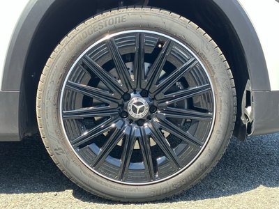 MERCEDES-BENZ GLB - 10