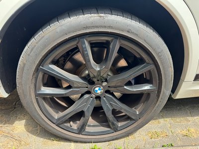 2025 BMW X7 缩略图 12