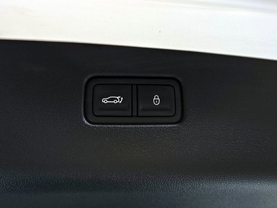 2024 Genesis GV70 — миниатюра 21