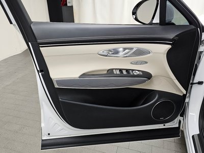 2024 Genesis GV70 — миниатюра 14