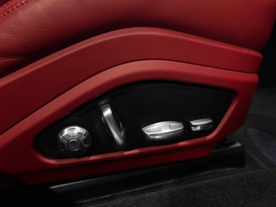 2017 Porsche PANAMERA 缩略图 25