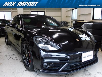 PORSCHE PANAMERA - 1