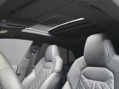 2021 AUDI Q8 thumbnail 24