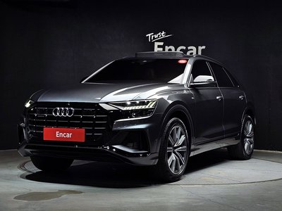 صورة 1 لـ 2021 AUDI Q8
