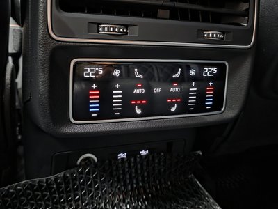 2021 AUDI Q8 thumbnail 25