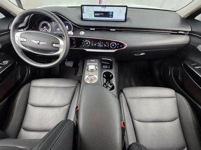 صورة 5 لـ 2021 Genesis GV70