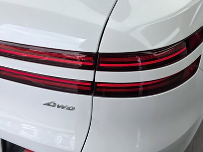 صورة 10 لـ 2021 Genesis GV70