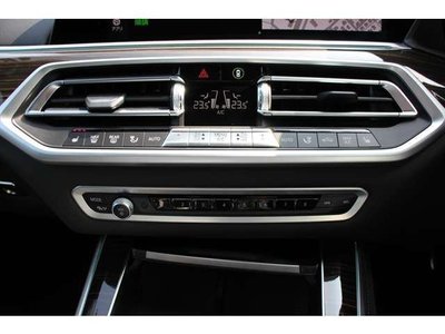 2021 BMW X5 — миниатюра 60