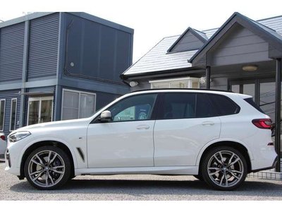 2021 BMW X5 — миниатюра 24