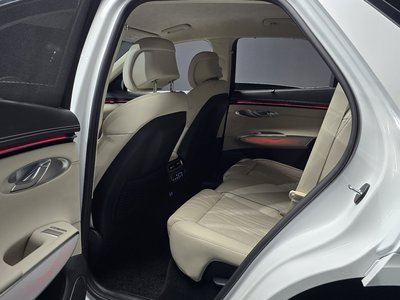 صورة مصغرة 18 لـ 2025 Genesis GV70