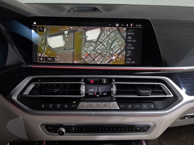 2021 BMW X7 thumbnail 19