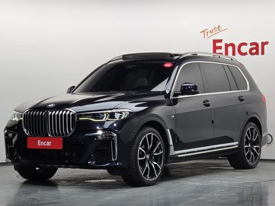 2021 BMW X7 photo 1