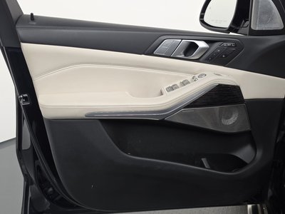 2021 BMW X7 thumbnail 14
