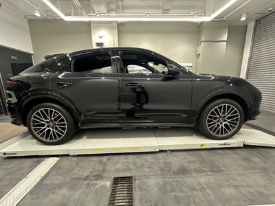 PORSCHE CAYENNE COUPE - 7