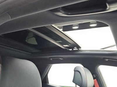 2021 Genesis GV70 — миниатюра 24
