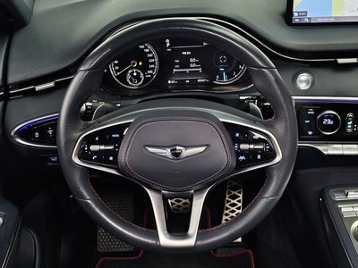 2021 Genesis GV70 — миниатюра 19