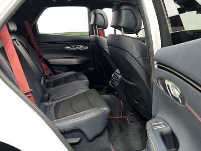 2021 Genesis GV70 — миниатюра 18