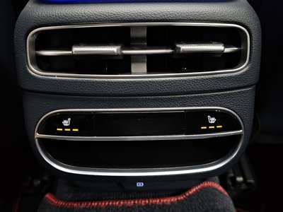 2021 Genesis GV70 — миниатюра 25