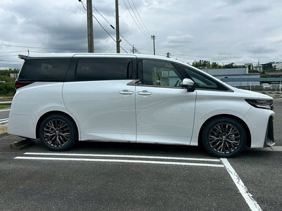 2026 Toyota VELLFIRE 照片 8