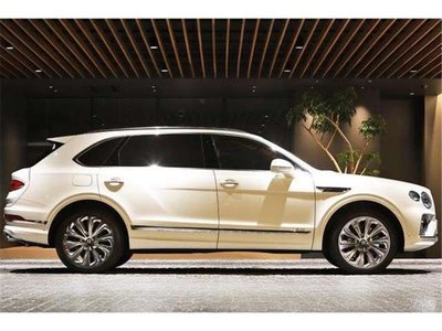 BENTLEY BENTAYGA - 3