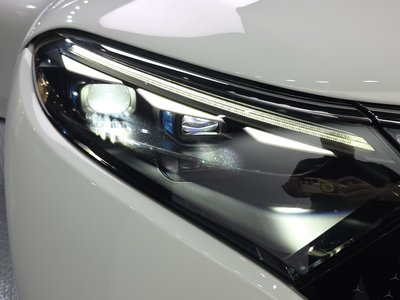 2023 Mercedes-BENZ EQS photo 9