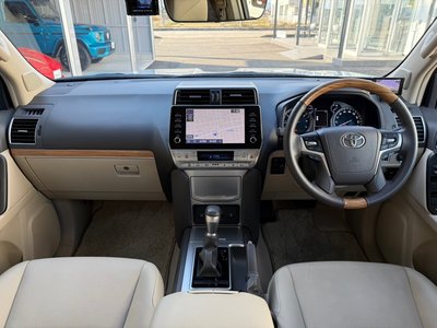 2023 Toyota LAND CRUISER PRADO — фото 2