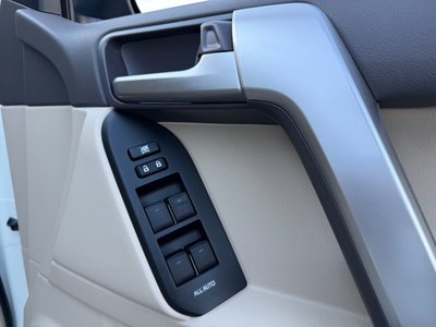2023 Toyota LAND CRUISER PRADO — миниатюра 60