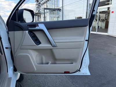2023 Toyota LAND CRUISER PRADO — миниатюра 61