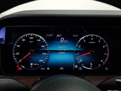 MERCEDES-BENZ E-CLASS - 8