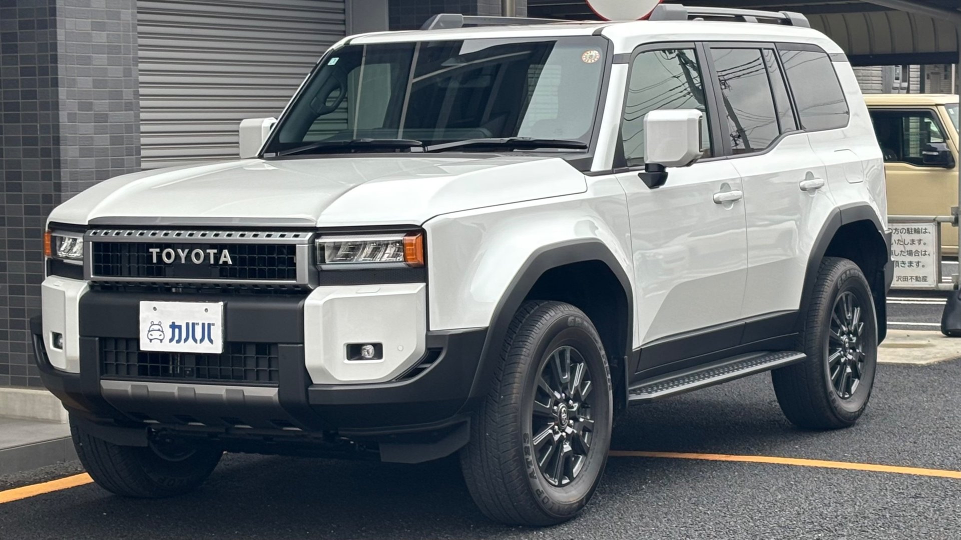 TOYOTA LAND CRUISER 250 - View 1