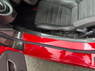 صورة 7 لـ 2015 ALFA Romeo 4C
