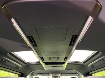 TOYOTA VELLFIRE - 4