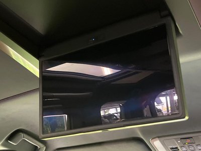 TOYOTA VELLFIRE - 7