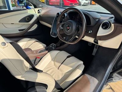 2016 MCLAREN 570S COUPE — фото 6