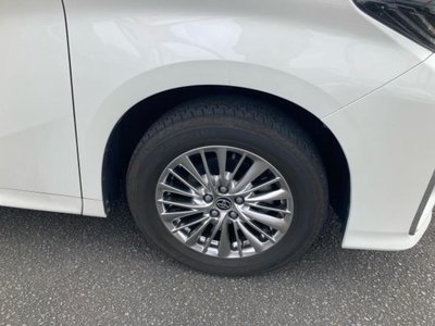 صورة 10 لـ 2023 Toyota ALPHARD