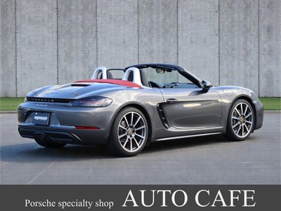 PORSCHE 718 BOXSTER - 4