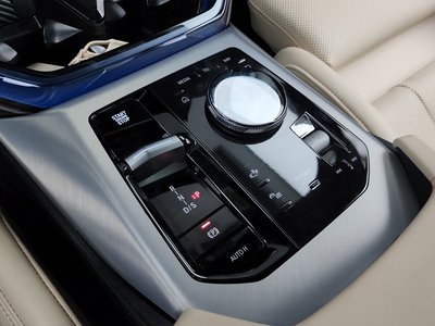 2025 BMW X3 — миниатюра 12