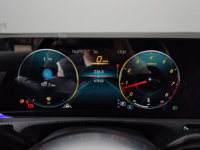 MERCEDES-BENZ CLA - 8