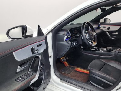 MERCEDES-BENZ CLA - 10