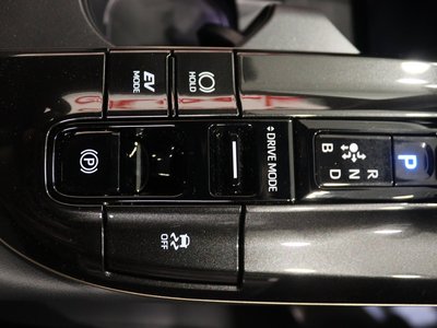 صورة مصغرة 29 لـ 2025 Toyota CROWN SPORT