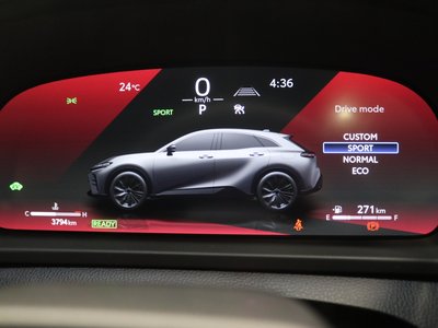 صورة مصغرة 32 لـ 2025 Toyota CROWN SPORT