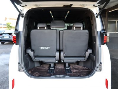 2023 Toyota ALPHARD — фото 10