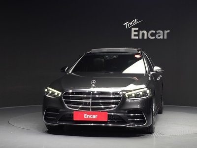 2022 Mercedes-BENZ S-CLASS photo 2