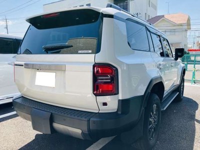 TOYOTA LAND CRUISER - 10