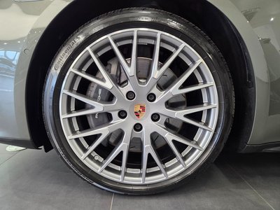 PORSCHE PANAMERA - 6