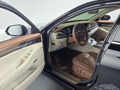 2021 Genesis G90 photo 10