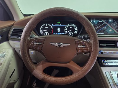2021 Genesis G90 — миниатюра 13