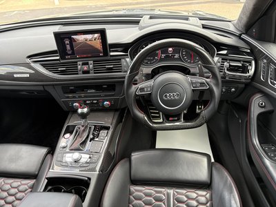 صورة 6 لـ 2017 AUDI RS6 AVANT