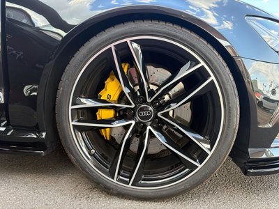 2017 AUDI RS6 AVANT thumbnail 38