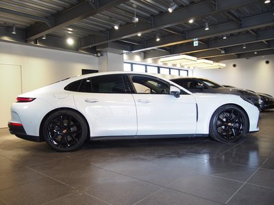 PORSCHE PANAMERA - 7